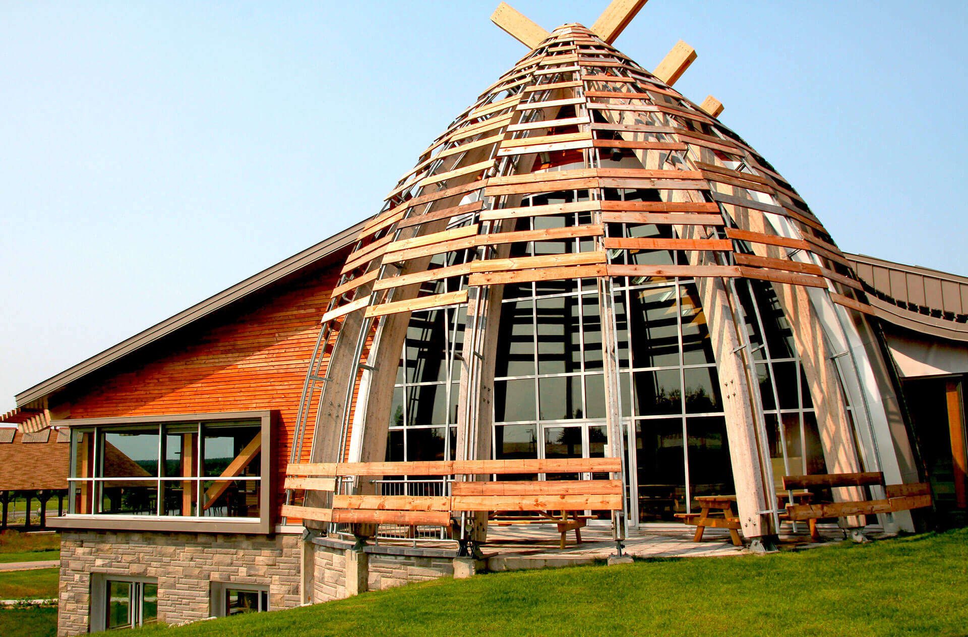 Aanischaaukamikw Cree Cultural Institute