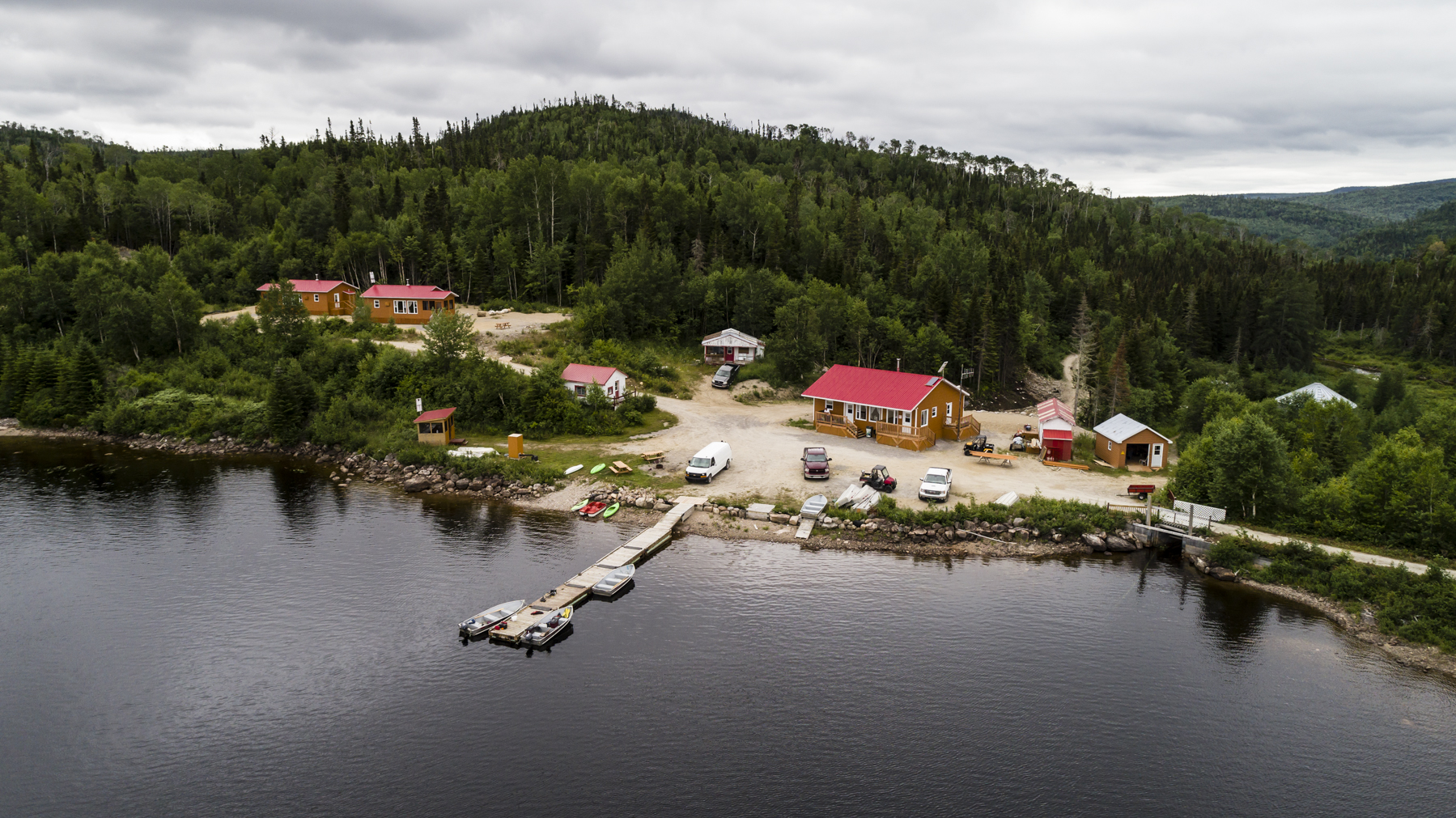Essipit Outfitters - Lac Bernier Domain
